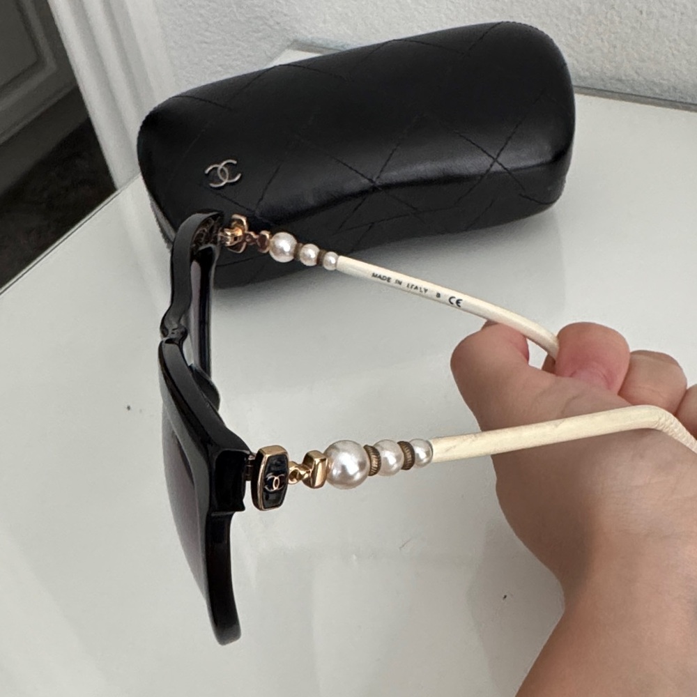 Chanel Black Sunglasses with Case - Picture 6 of 8